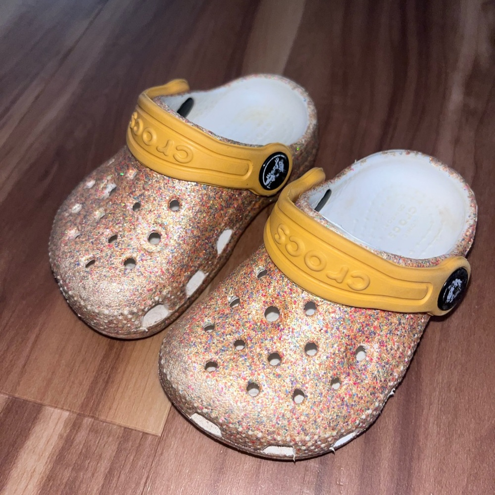 Baby crocs